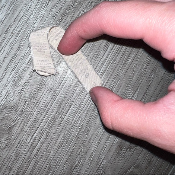 Lululemon grey and black jacket with turtleneck and zipup pockets - Picture 8 of 9